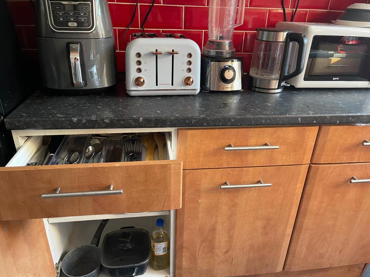 Room With Shared Kitchen London Eksteriør bilde